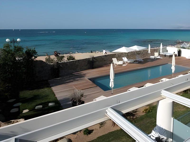 1BB0F63BC3775F15A83F6EA349BF4EB7