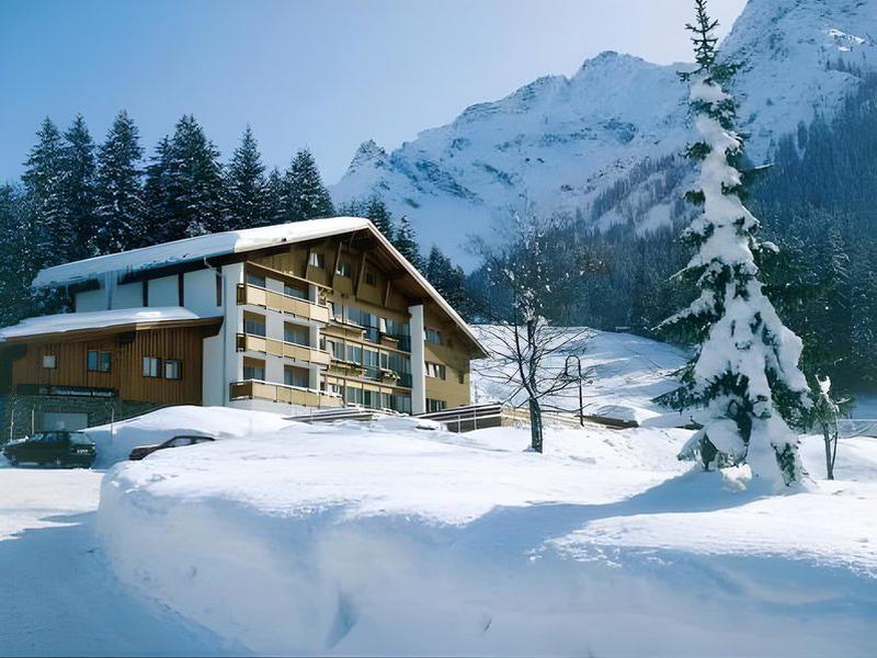 306FD5027F7F6B6CAA6BDF69B9BA1D16