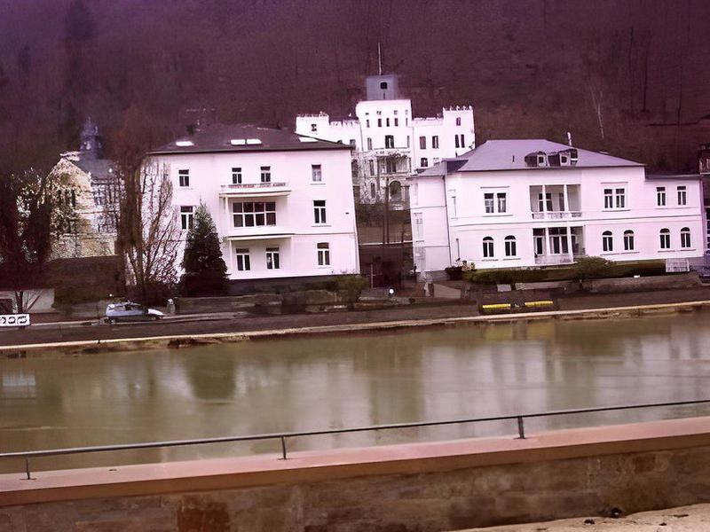 3F8690E69EDF6658B42F59E12C083A03