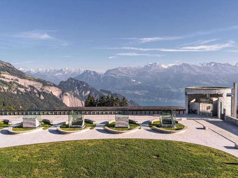 BBA2358CF14E7308DC4C0A5C600AD5CF