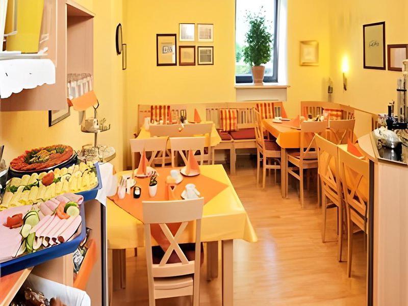 2DED44F5E61533898803594292B284B8