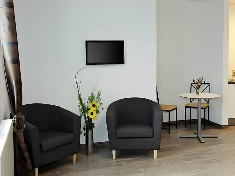 A4C1071426FDF872F357F70C2A9475F0