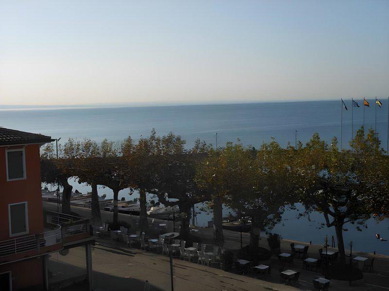 DA8039CBAD2A58ABB7C0BD276BCABEFF