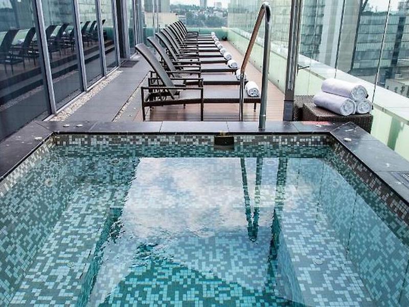 B158066DAABADEF615BB97346594B859