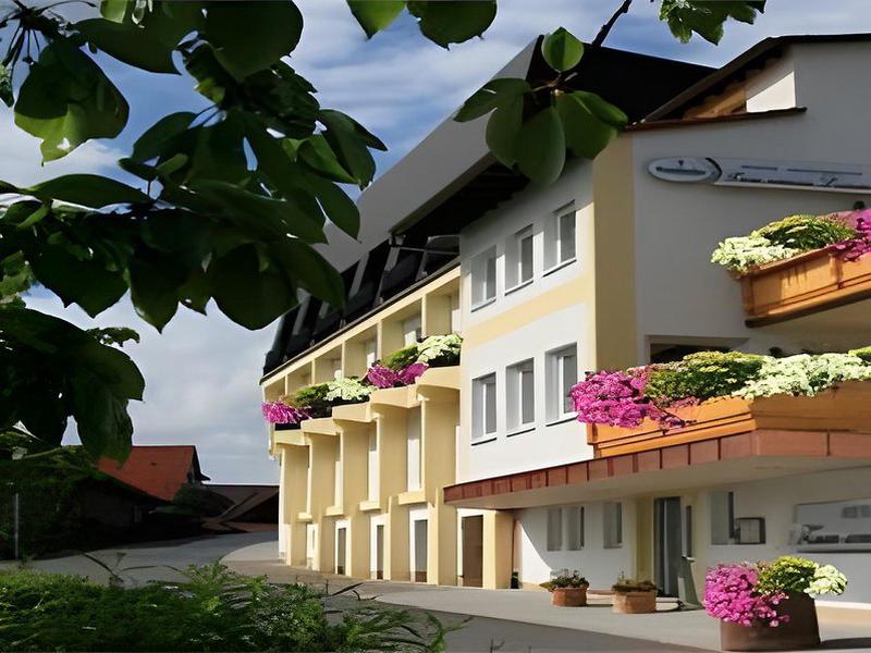 B3A5451FFB2910BF4A01F7CE914A444E