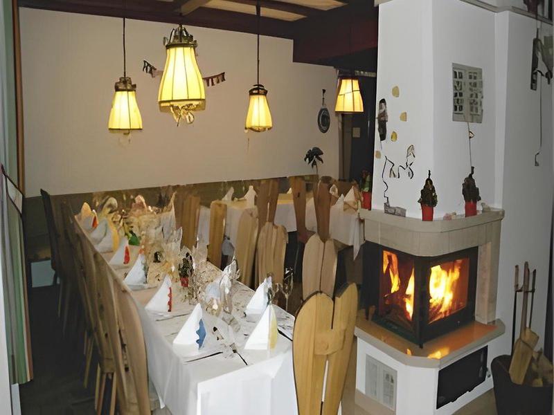 CB8E22FB1AE2B30DD5B39E5C38339AB8