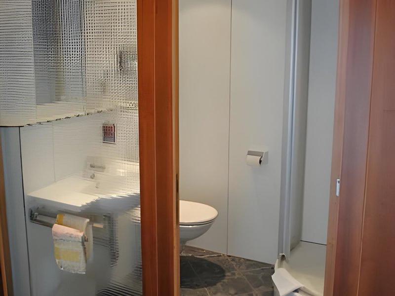 275DBD294D7F2E38466EF26325D4A6F6