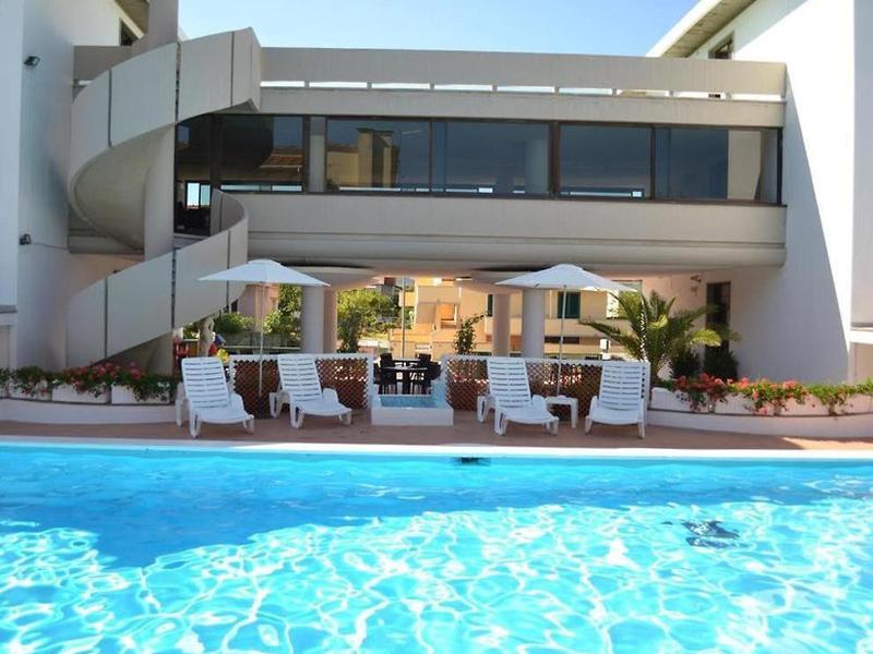 552D7D40610466C02E3DBA9499C7148C