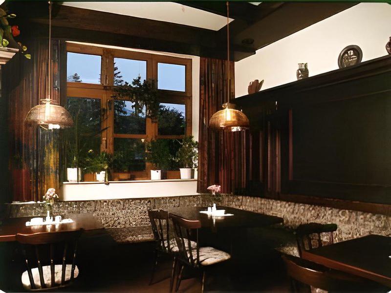 5472C9E22E6AB0C8141BC63E4B7DCDEC