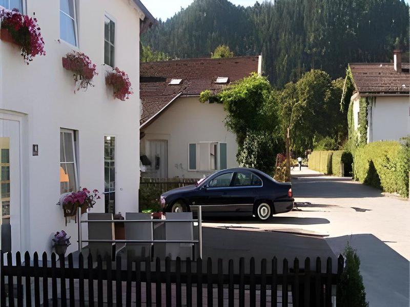 87BC2AB26FE3C885823C2BE2852A98D3