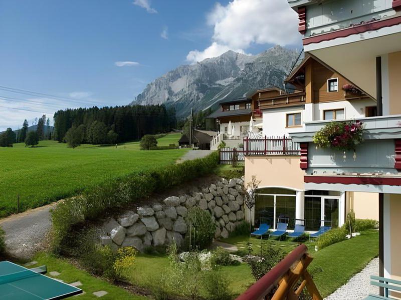 3CED0F61DBA288F7F2FB124BBA7DD119