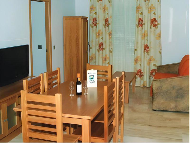 F4D92530A07AD621B9FDCBDFB5F608DD