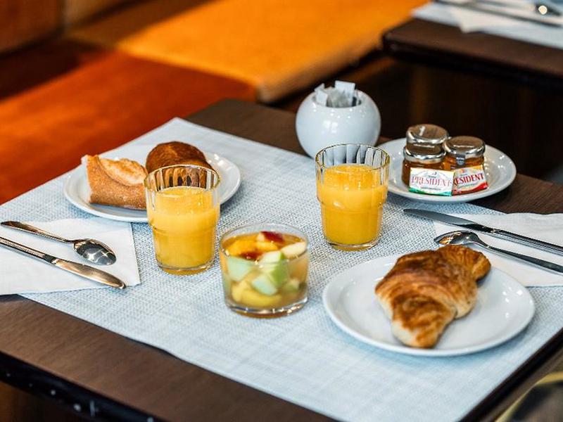 16AC84A1E6E5F93BBACCC1B789C14814