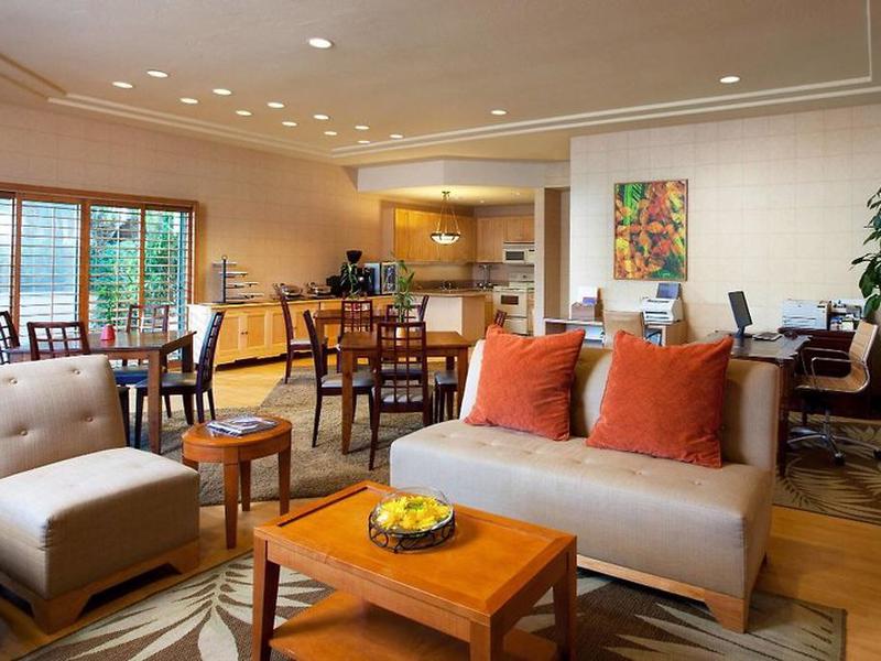 8CFBFBB1BDC3E8F8B2103509E3959108