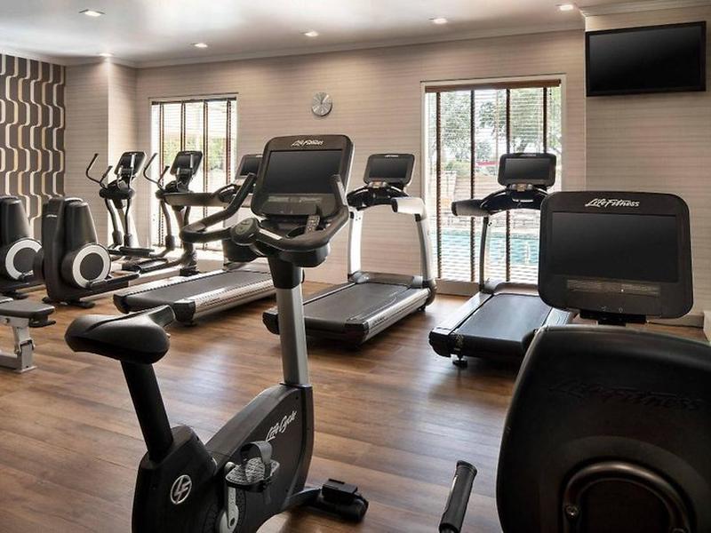 F2A5938AA84B56F2D99ADFF666EBE41E