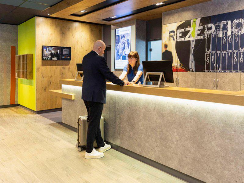 FC389E721BED6164BFB3112255C3BCC8