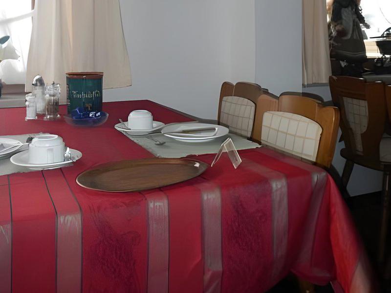 01BAB6FD2638B5D5EA445C44375653B8