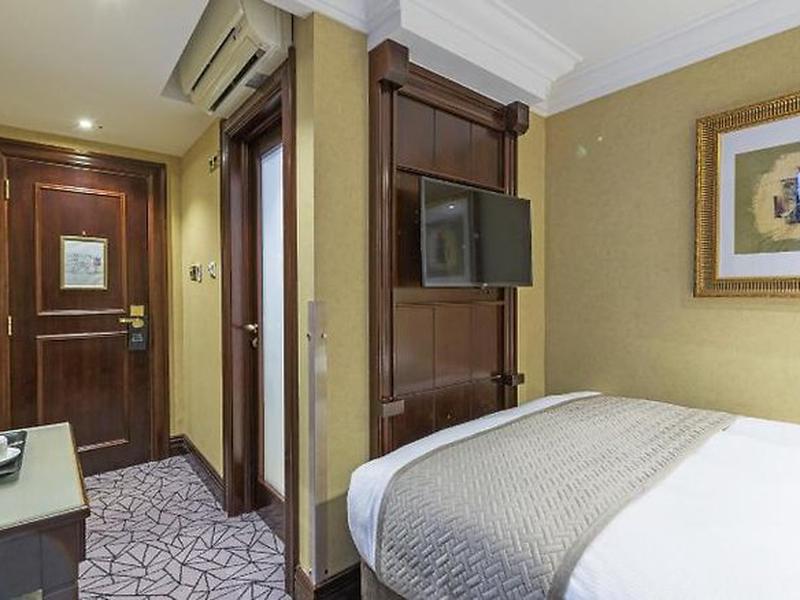 D8EA8C5D98B4C3C35062125119242AED