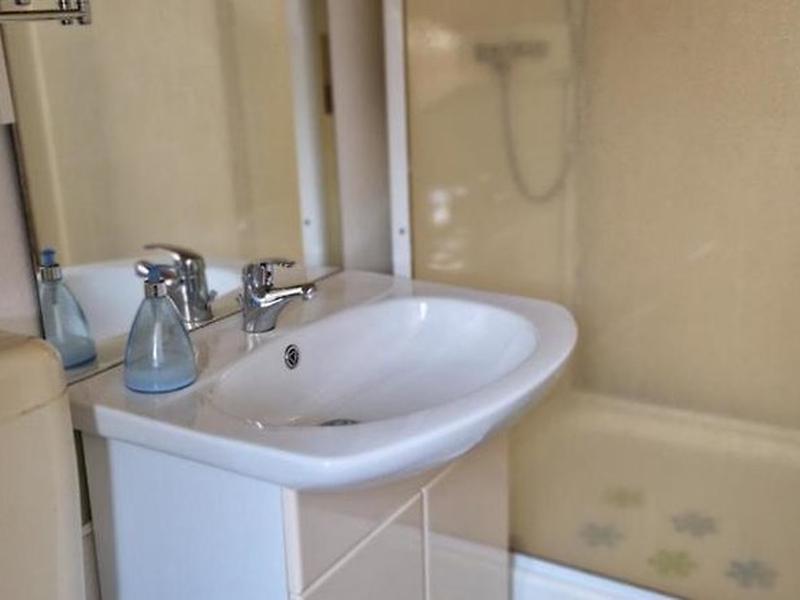 12B20457A31E09C569598B963A3E2B9E