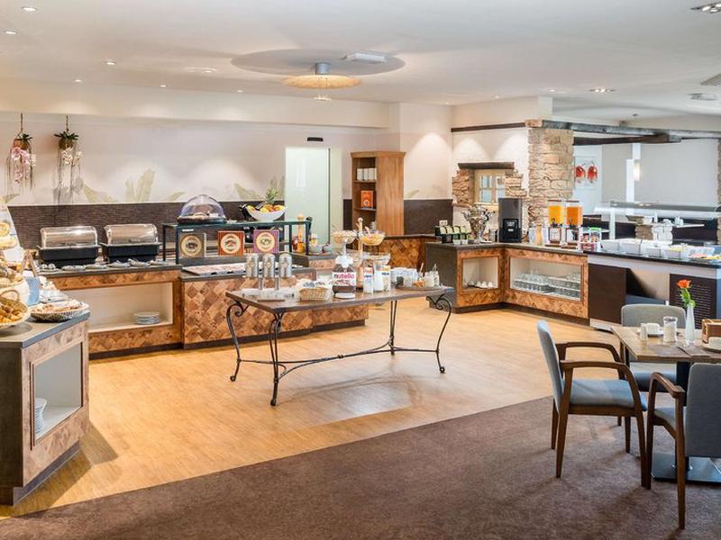 82D9105CF7A4F2F955EC3B88DD25CB57