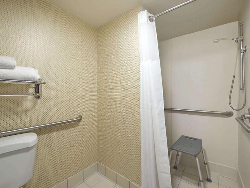 Ramada by Wyndham Suites Orlando Airport