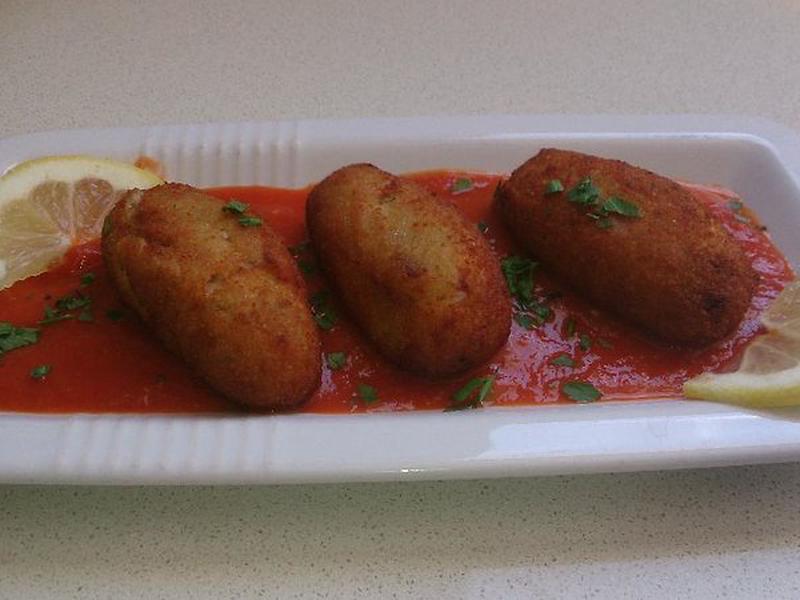 7425DD392FAEA8CF4576C609C5B68E13