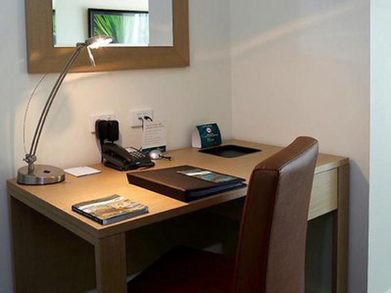 F4F4C42B1D07D44039F732AB8306D043