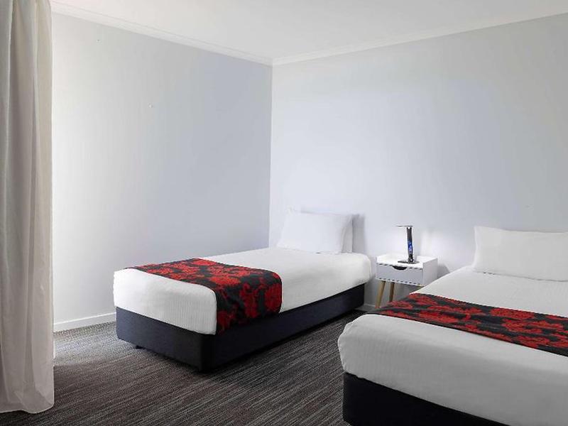 75FCBAC1C2AFD301EEFF459B7F23A558