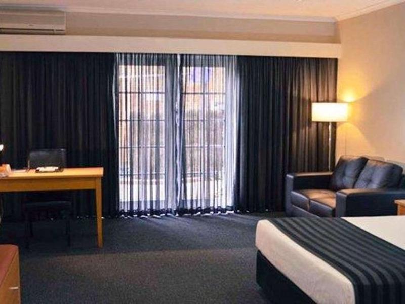 7C06595358D2199576E57D67B6440FDC