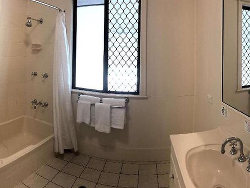 B800855E6DBA4E272A0E4922C355D72F