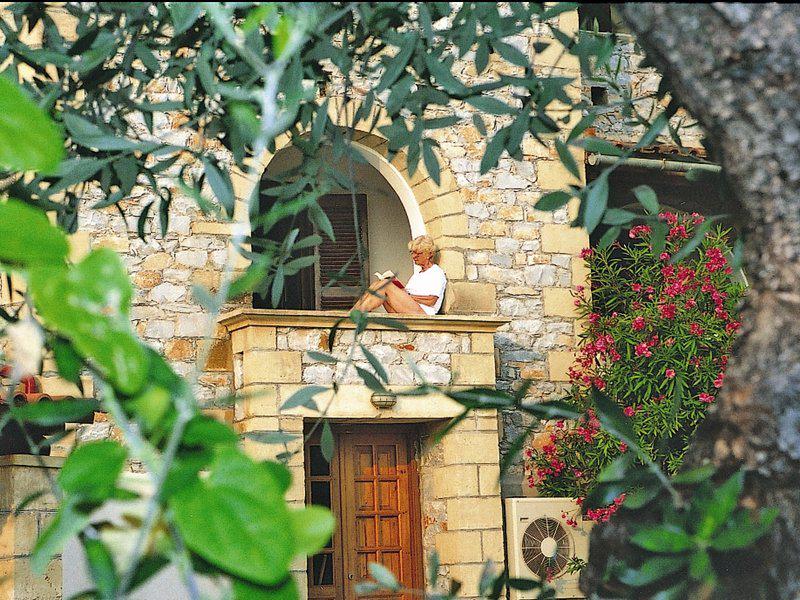 EF3D6B07EC11235BB2F8D789C74D8251