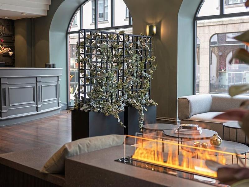 EE1A5EE95D743B3833FB6DDB6B845343