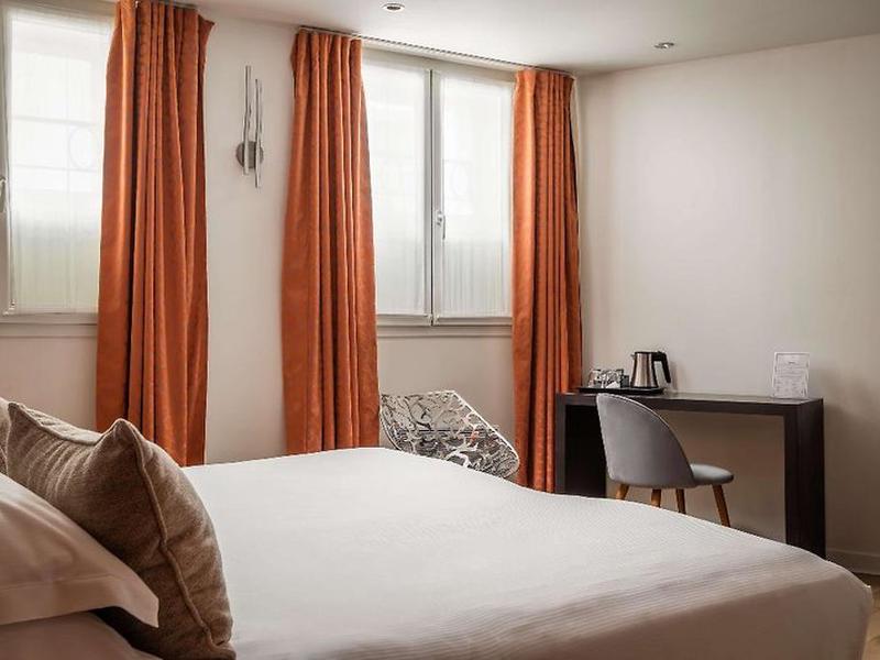 81326A52FB8F402E3F810F3277B9E1C1