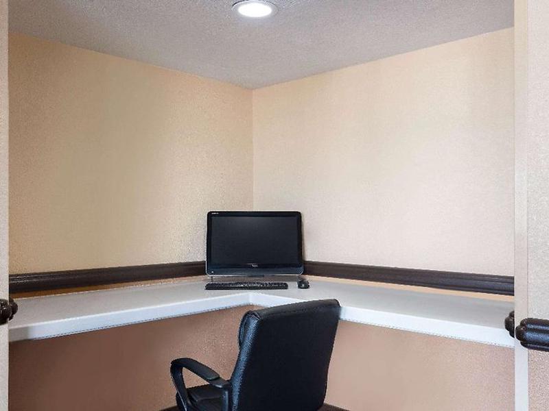 B5BC21F5450541D6228215F781ECE7FC