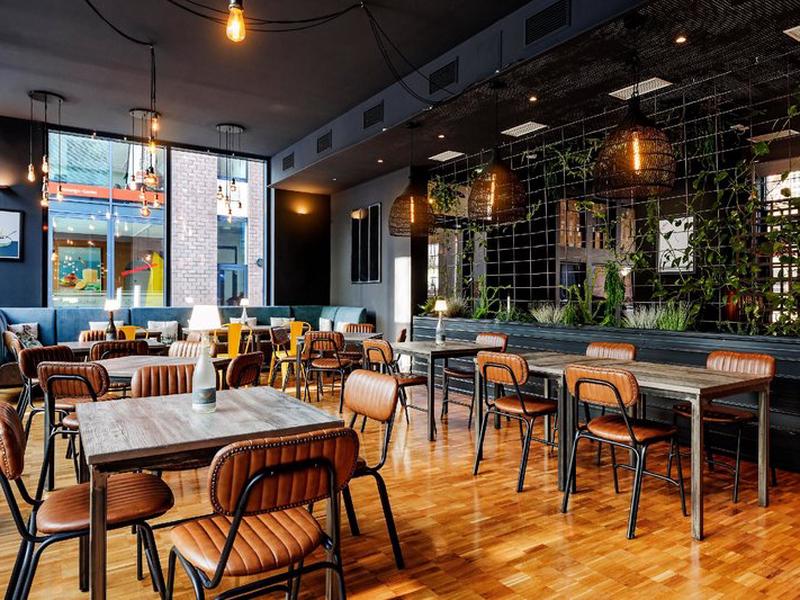 6EEC5FEA02AB629EBC40302E9ADF91E5