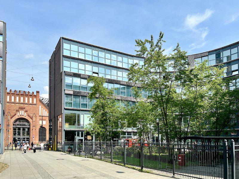 07FCBEAEE620B223580FFA4916A4019A