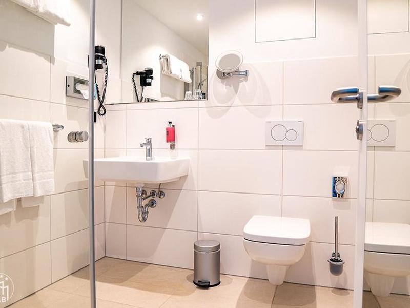 4E6A3B7FCFBAB5B9A8B855EDA1908FDE