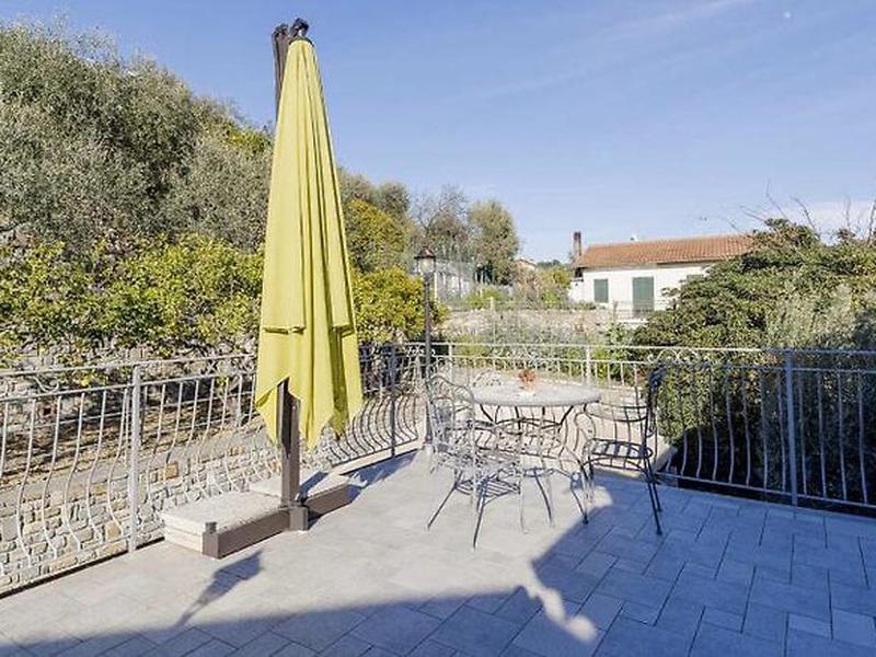 8566C17126E1A08CCE9F8A83E26C50E0