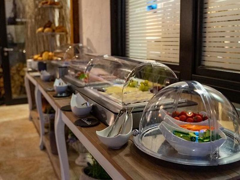 179D71DBF806E9677D7112253A69D0CA