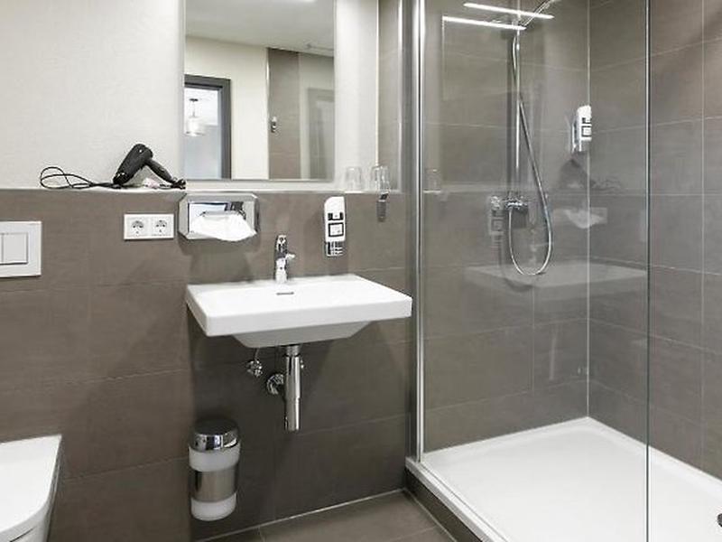 EEA6BFD59DD7039F702C015D01566479