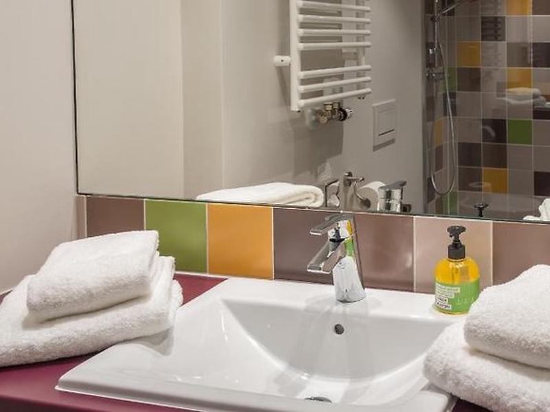 B637D8BF1297F02CA7AC444109C5A25D