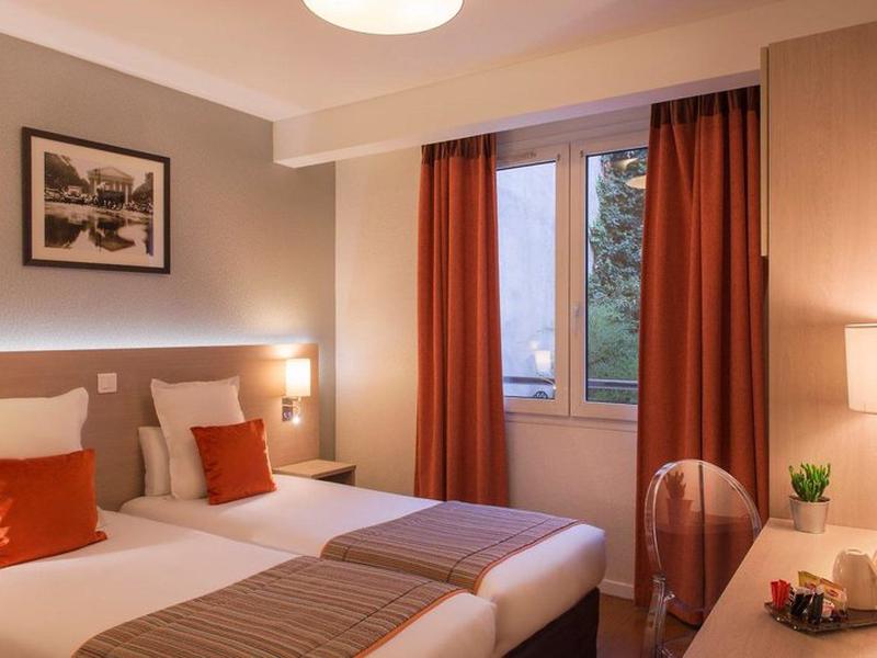 82383D17C1B9A0C04DBE0C69F5FD6BBB