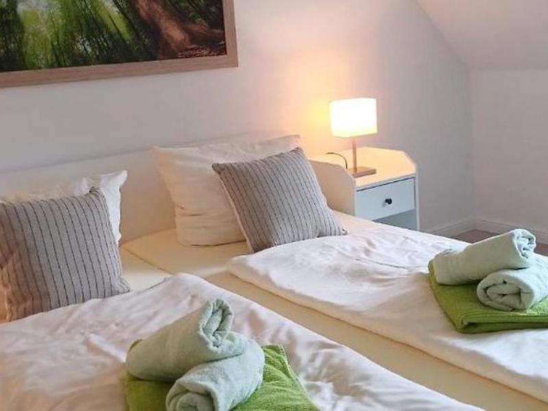 0462F5A5D3AFD463383AA39945832C43