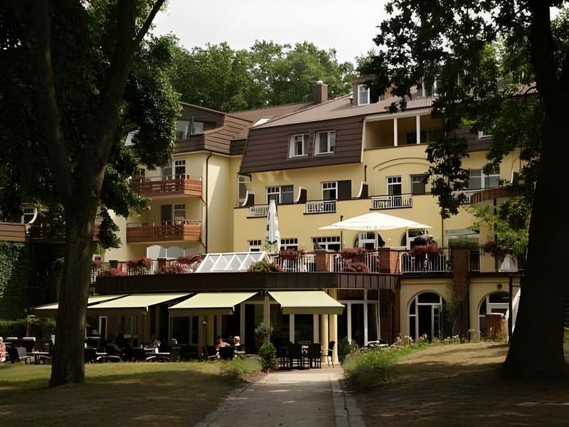 44827B3CB5F08695A1141FEFA46C2AFE