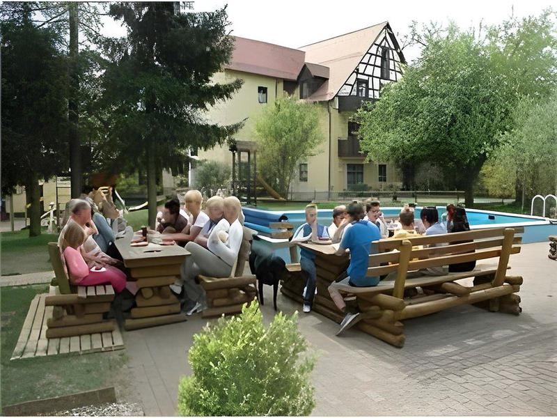 43DD42FFD18580705C63684F98E22F69