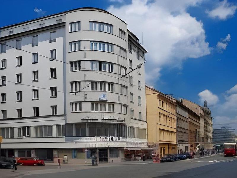 E068BC99A16AA37FBB617F9874896BD7