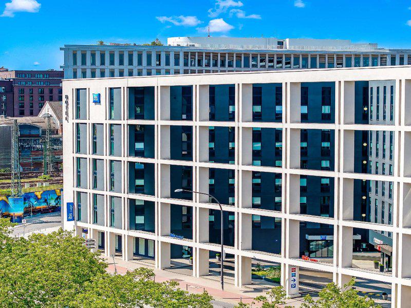 7041D47C7E585936BD19A9B88907D5DF