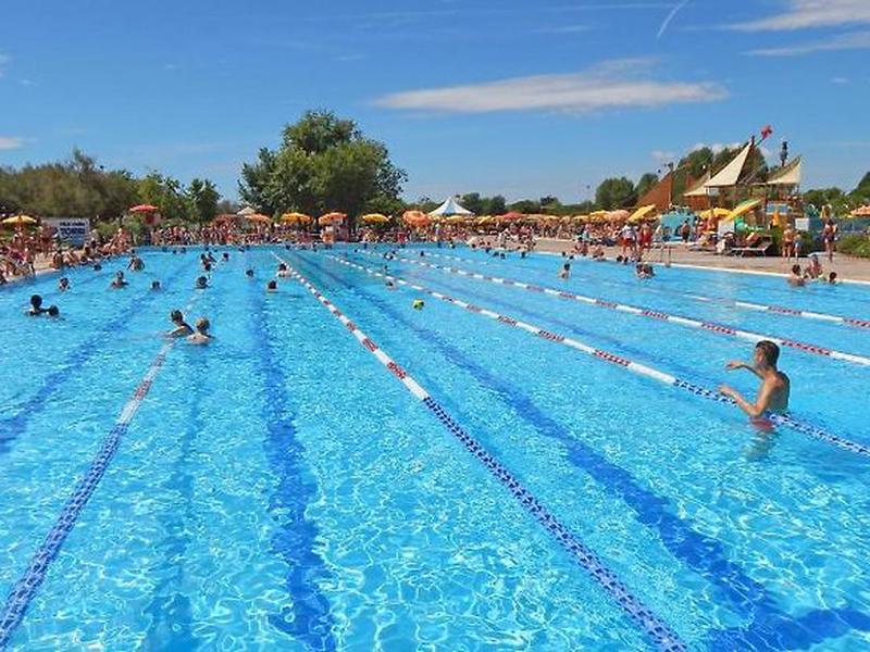 39BF30556E71A85A63CAB0643F095777