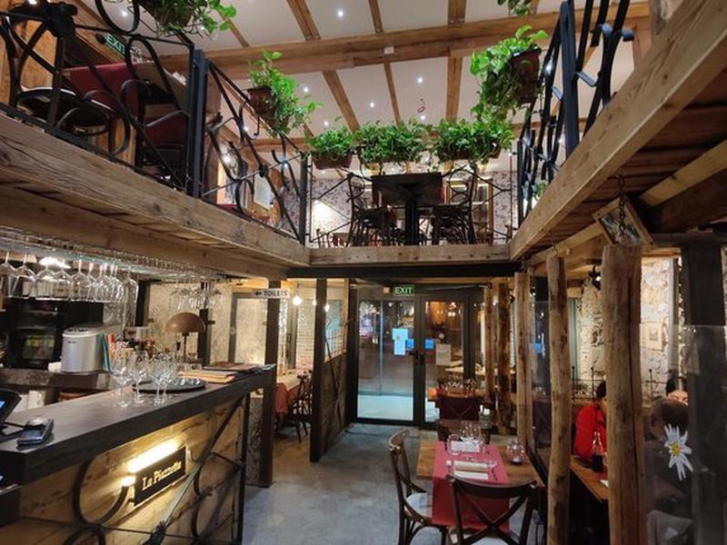 B5825C11740A0B3640FDF4C2FEE9D0C2