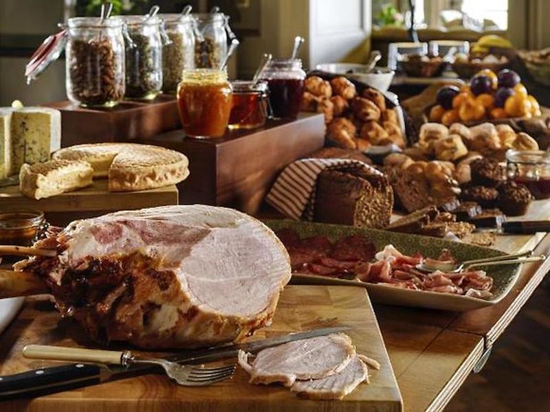 7D76B401572B9D48737313403EAF5EDC